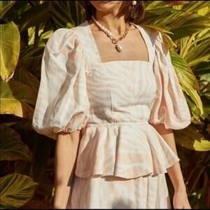 Hunter Bell Blush Dune Conway Peplum Linen Cotton Blend Puff Sleeve Blouse Top